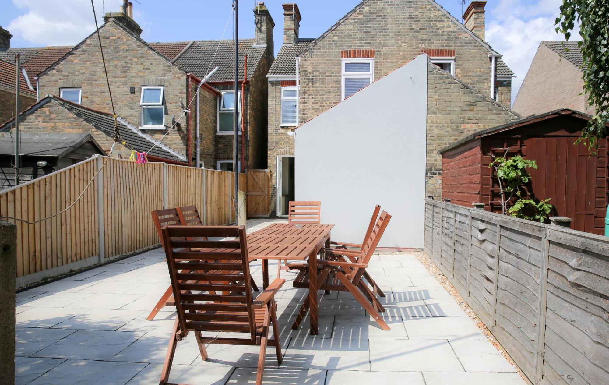Fully Refurbished Property-March 22-Next To Beach Lowestoft Exterior photo